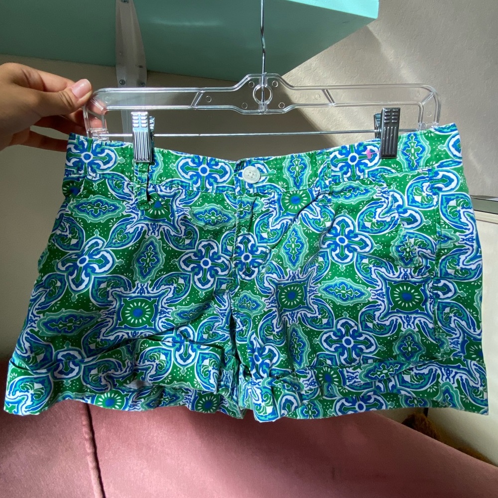 old navy geometric patterned low rise shorts size 8